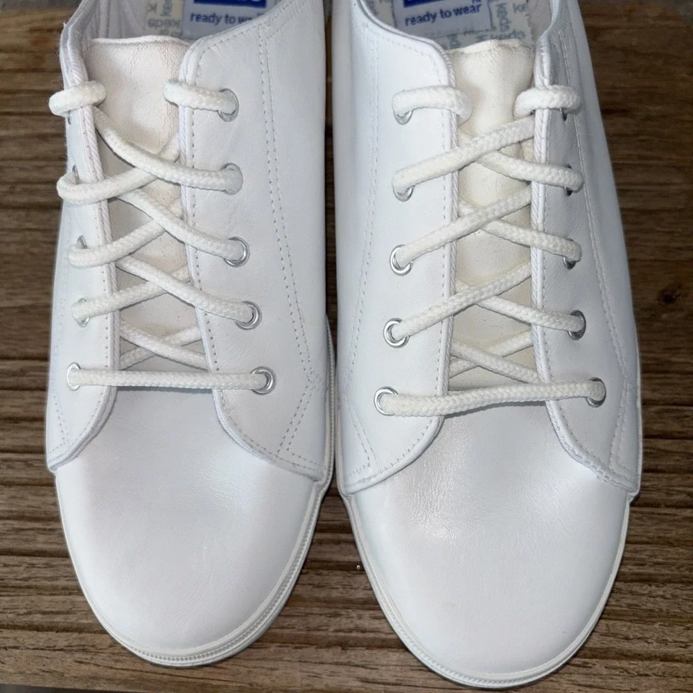 Keds Original White Lace Up Sneakers Ready to Wear  Women's Casual 8.5 Shoes EUC